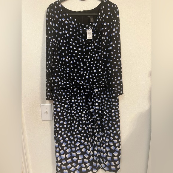 🌻WHBM Elegant Ombré Cube Design Dress - Picture 5 of 16